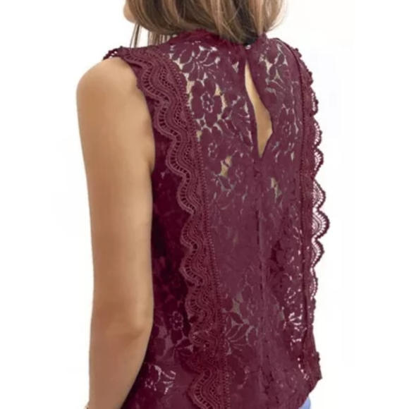 πNew boutique lace top - Picture 3 of 9